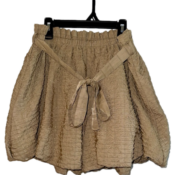 Women’s Endless Rose Brand Gold Striped Bubble Puff Leg Shorts Size L Large - Picture 10 of 10